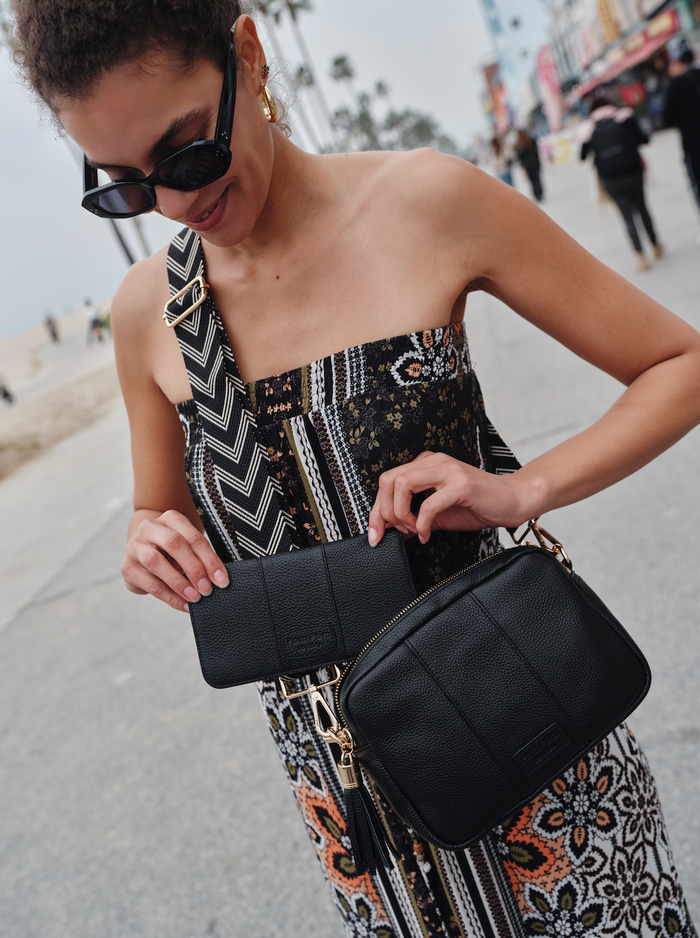 Chelsea Flat Wallet Black - Large-Pom Pom London