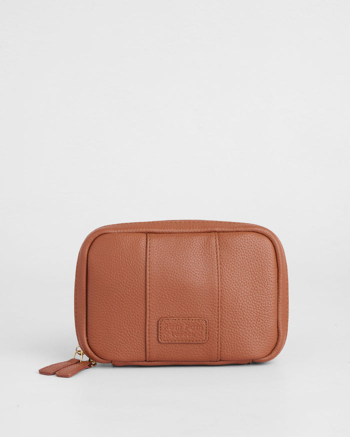 Tech Kit Chestnut-Pom Pom London